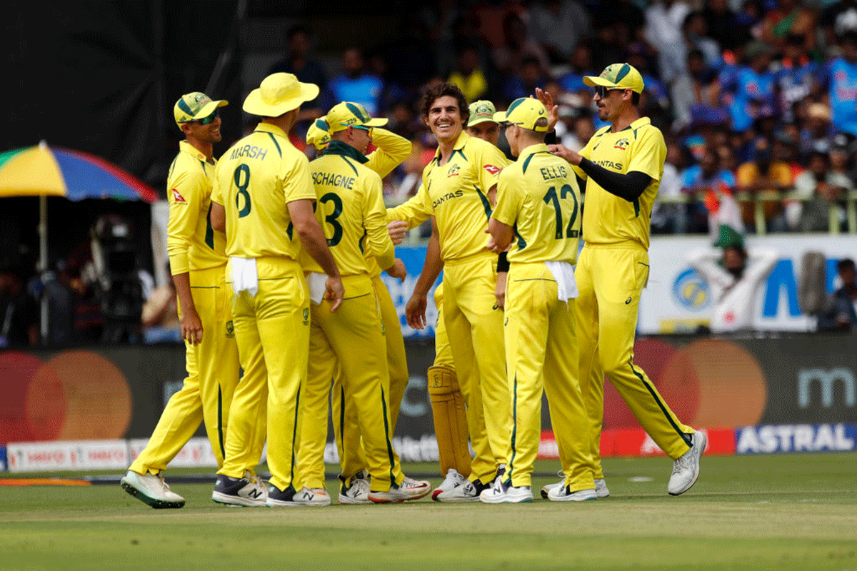 Sean Abbott celebrates the wicket of Hardik Pandya