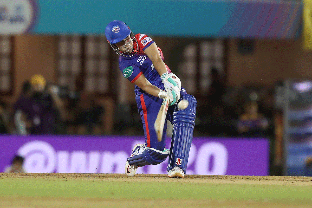 Delhi Capitals' Alice Capsey bats