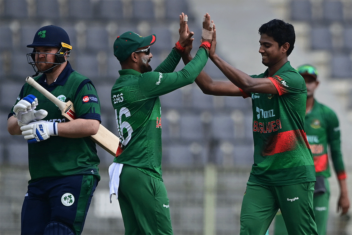 Bangladesh players celebrate an Ireland wicket on Thursday