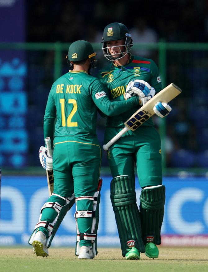 Quinton de Kock and Russie van der Dussen put on a marathon 204-run stand