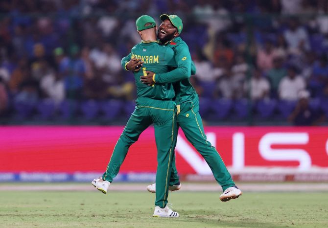 South Africa captain Temba Bavuma and Aiden Markram celebrate a wicket
