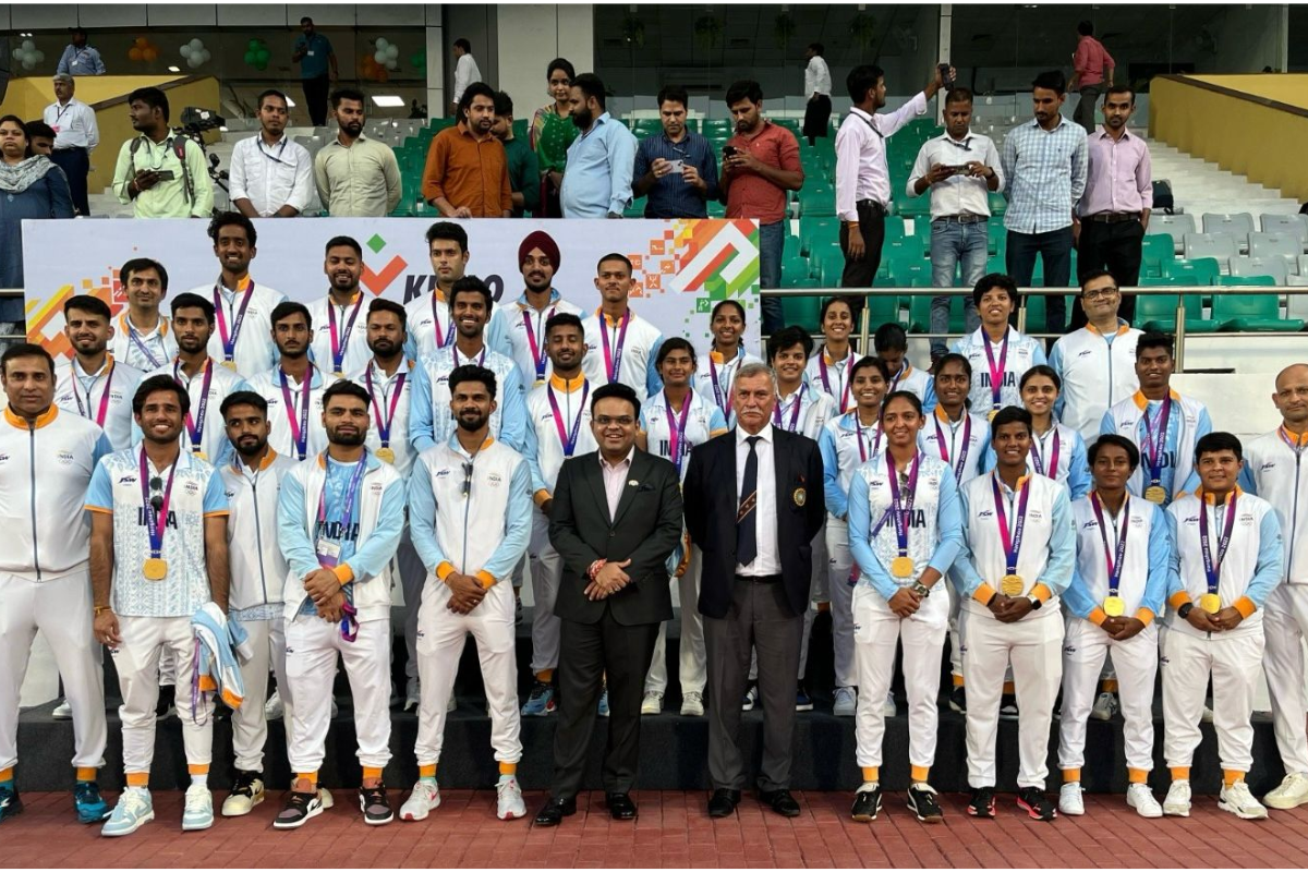 BCCI President Roger Binny and secretary Jay Shah  with the India's Asian Games 2023 gold medallists in New Delhi on Tuesday.