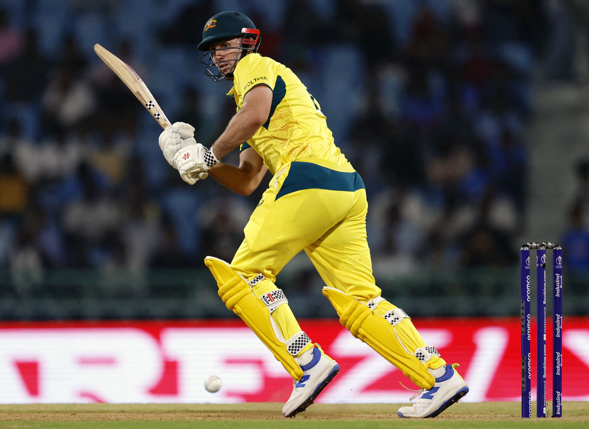 Mitch Marsh flies home for 'family issues'