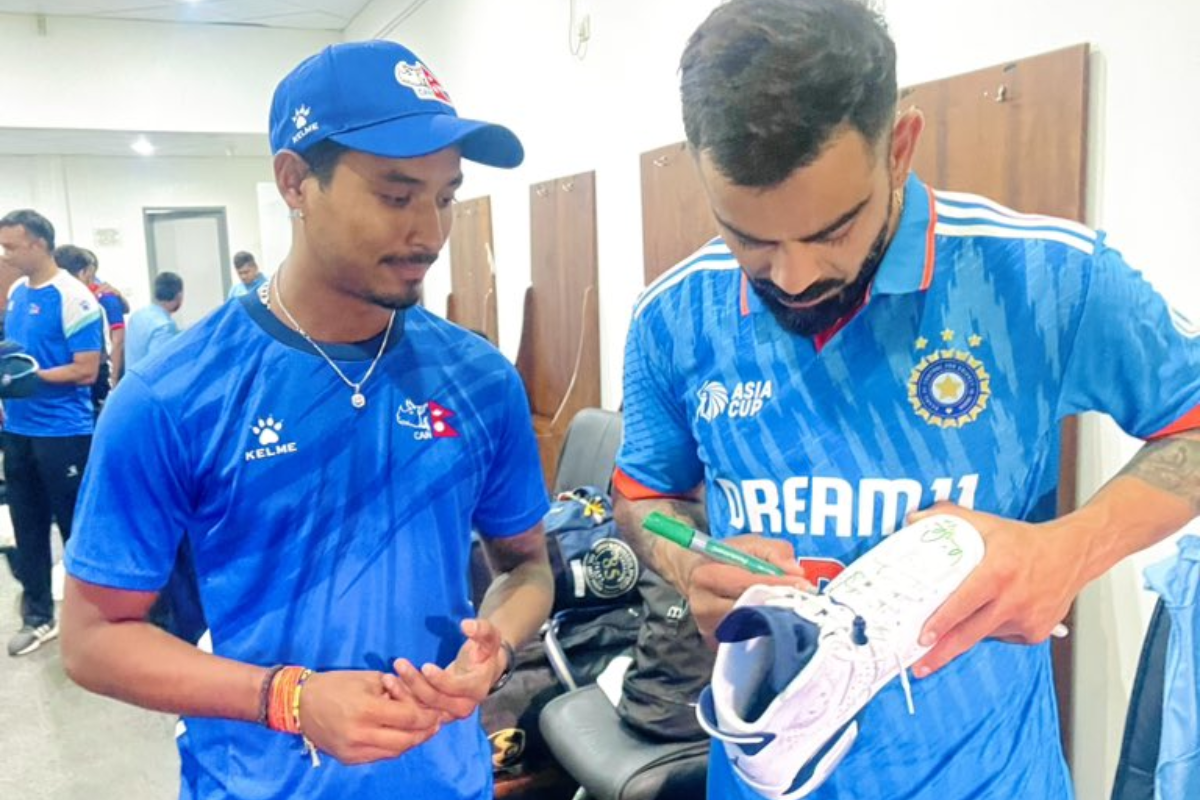 Virat Kohli obliges Nepal's Sompal Kami with an autograph