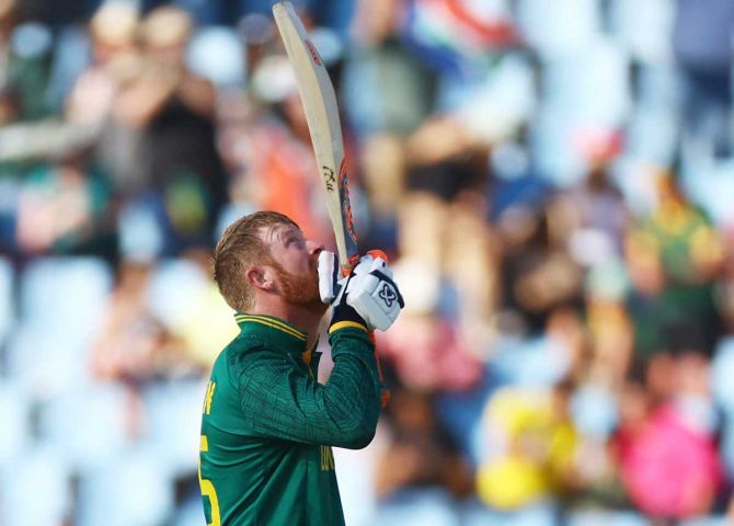 Heinrich Klaasen celebrates after blasting his way to a century from just 58 balls -- the fourth fastest for South Africa in ODIs
