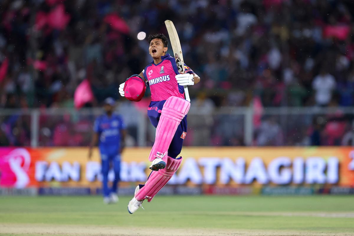 IPL PIX: Jaiswal, Sandeep guide Rajasthan to win over MI - Rediff Cricket