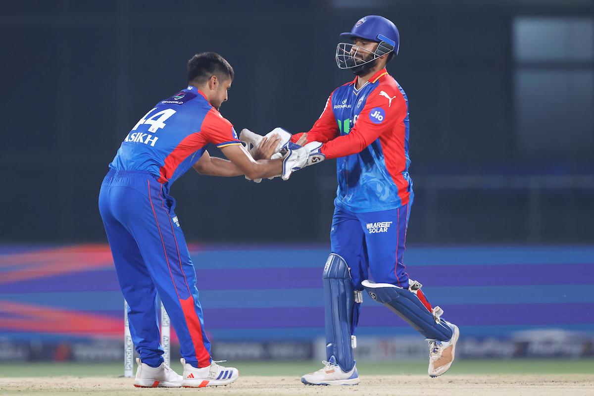 Rasikh Dar with Rishabh Pant