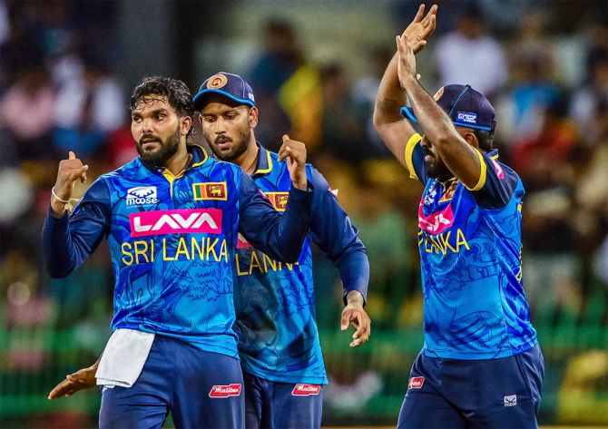 Sri Lanka's players celebrate after Wanindu Hasaranga picked up a wicket