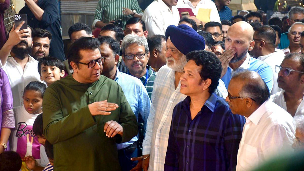 Raj Thakeray with Sachin Tendulkar