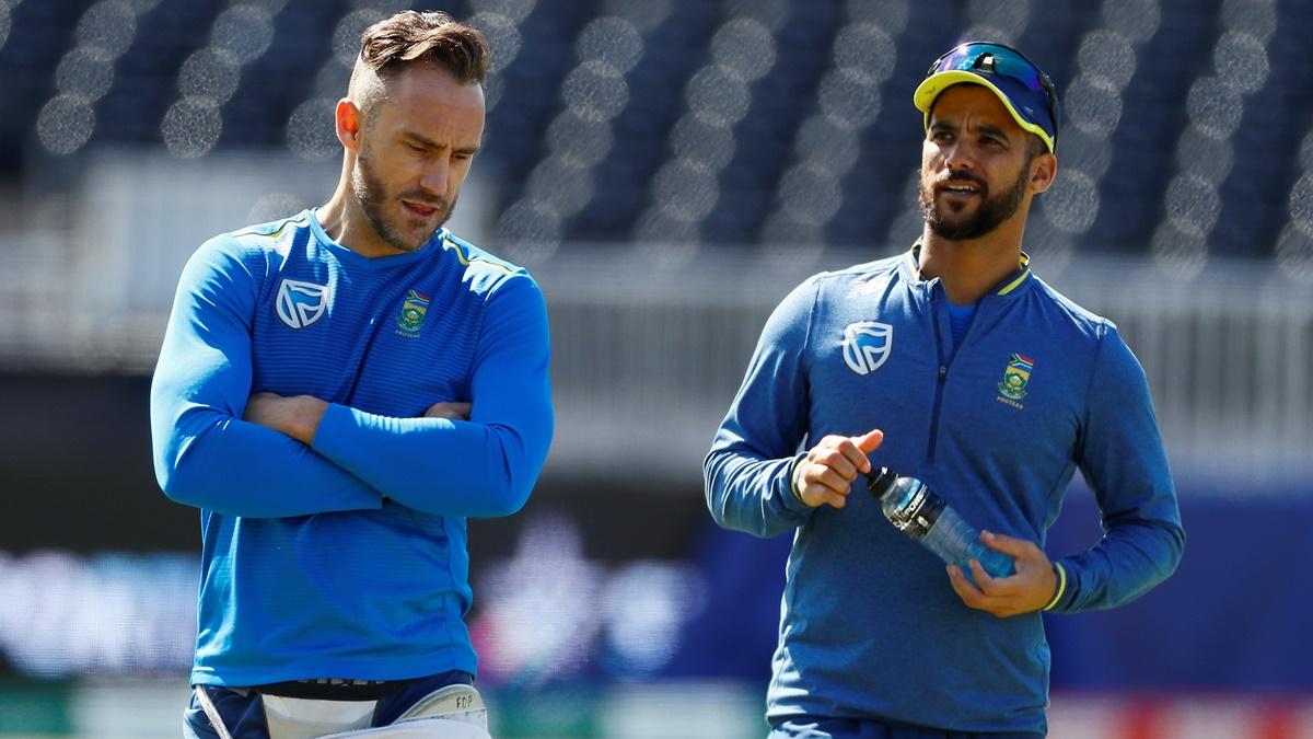 Faf du Plessis, left, and Jean-Paul Duminy during South Africa nets at Old Trafford, Manchester, during the the 2019 ICC World Cup.