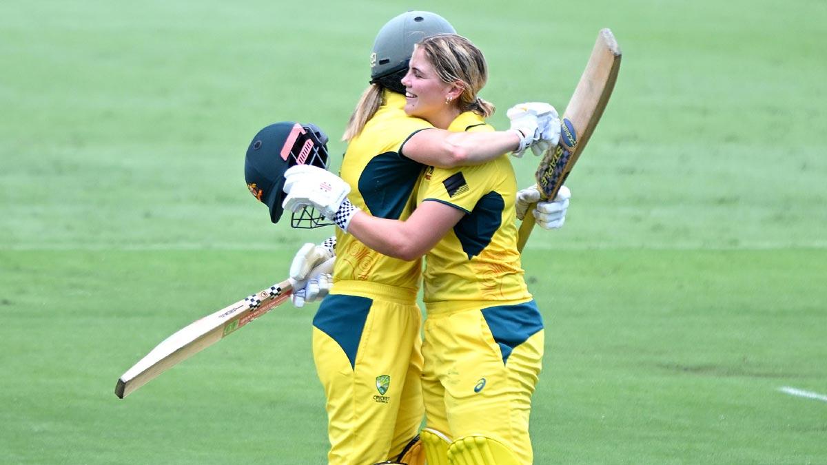 Georgia Voll and Ellyse Perry