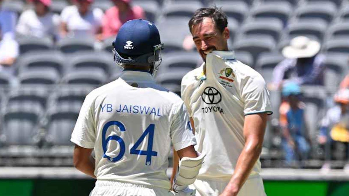 Yashasvi Jaiswal speaks to Mitchell Marsh