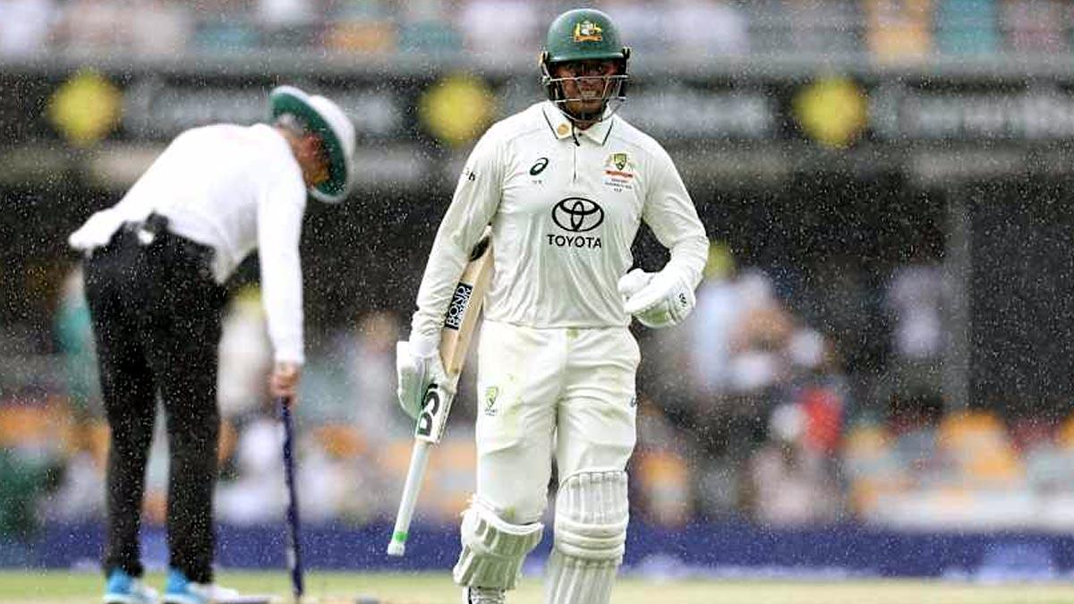 Rain stops play at the Gabba