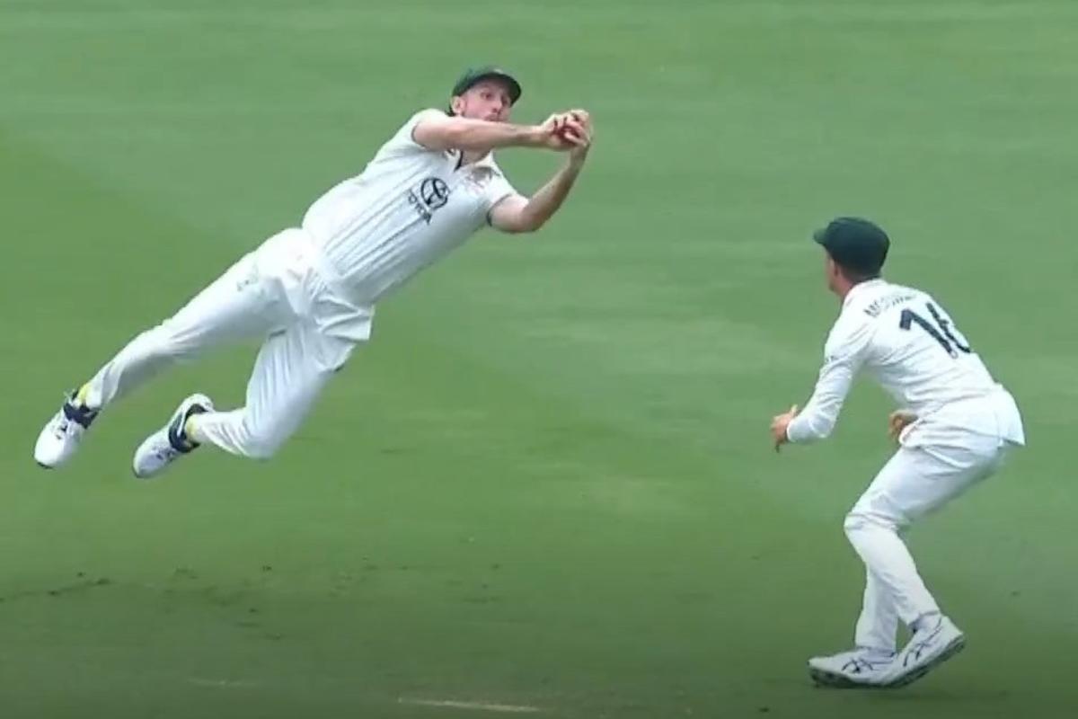 Fielding at gully, Mitch Marsh flew to his left to take a scorcher and have Shubman Gill dismissed cheaply on Day 3 of the 3rd Test in Brisbane on Monday