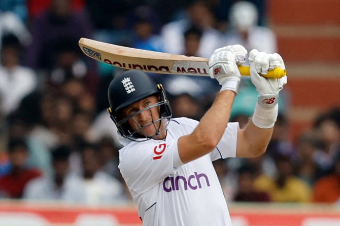 Joe Root hit 16 off 10 balls in the 2nd innings of the 2nd Test against India at Vizag on Monday