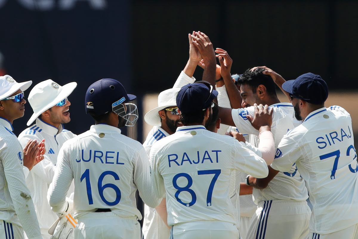 Ravichandran Ashwin celebrates with teammates afer taking out Jonny Bairstow 