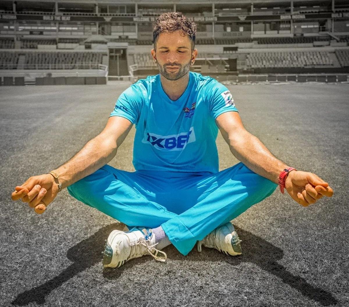 Keshav Maharaj