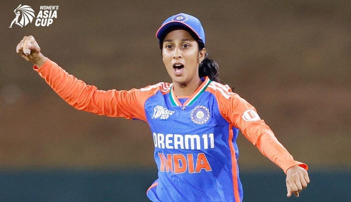 Jemimah Rodrigues celebrates taking the catch to dismiss Muneeba Ali.