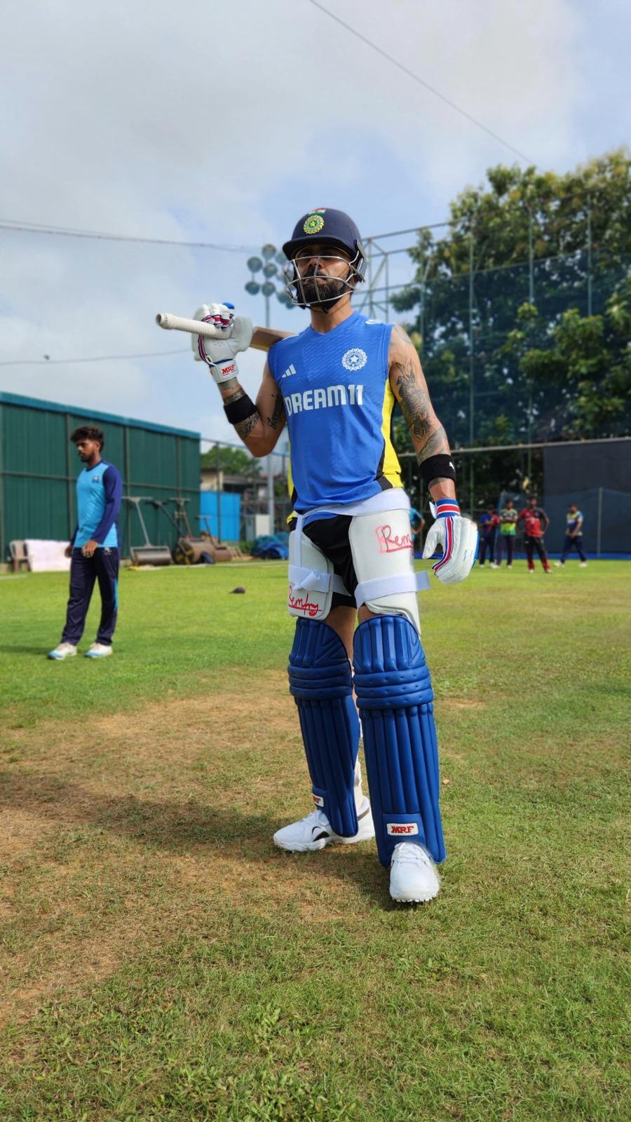 Virat Kohli readies for practice