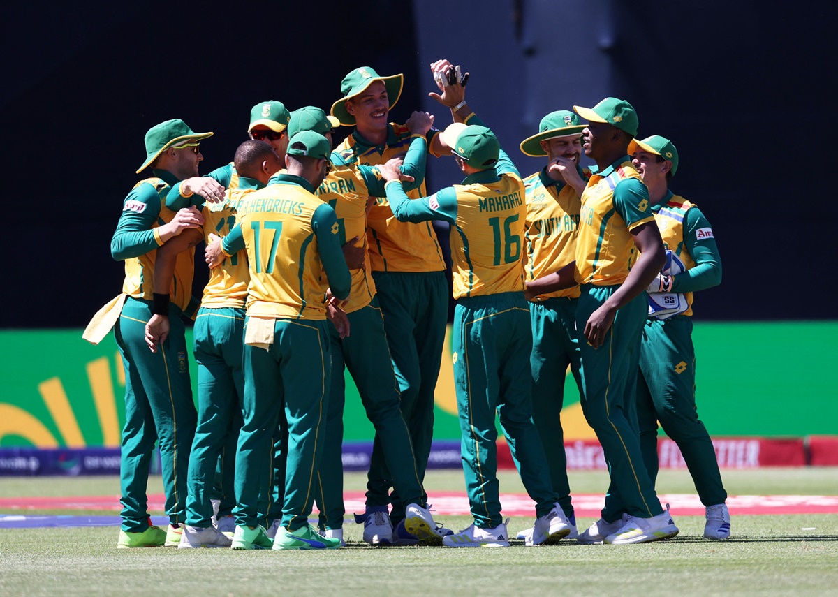 Ottneil Baartman celebrates with his South Africa teammates after taking the wicket of the Netherlands's Max O'Dowd in the T20 World Cup Group D match in New York on Saturday.