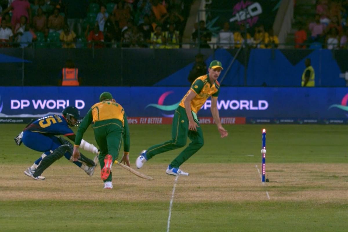 Gulsan Jha was run-out of the final ball of the innings by Heinrich Klaasen