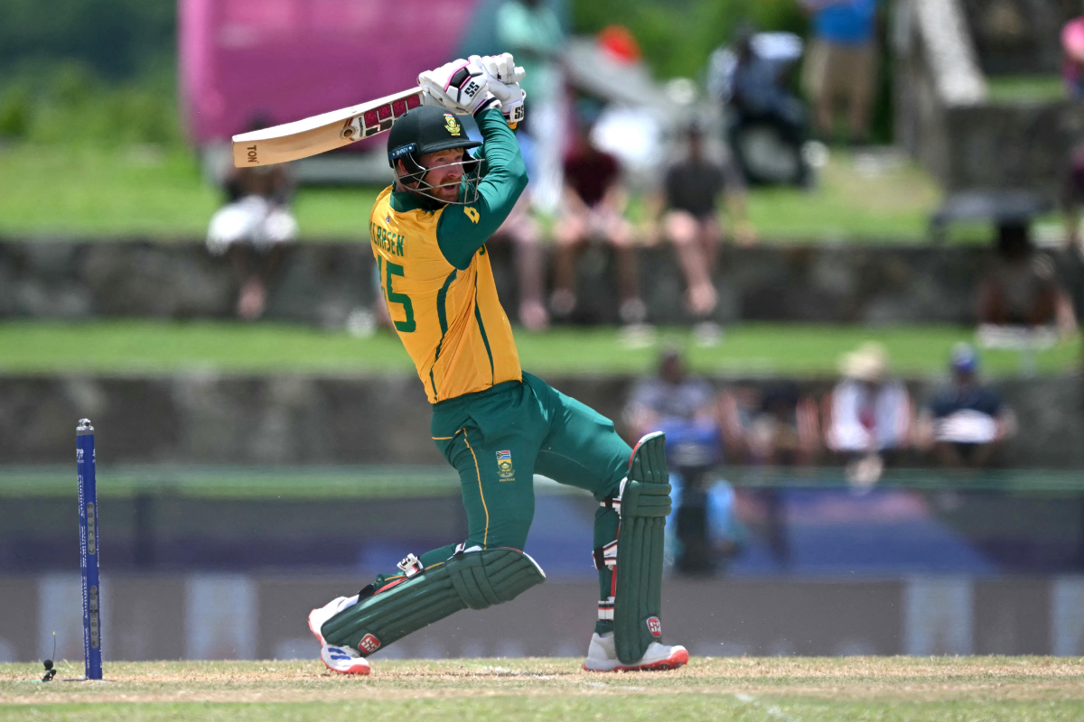 Heinrich Klaasen hit 36 not out at the backend to lift SA to 194