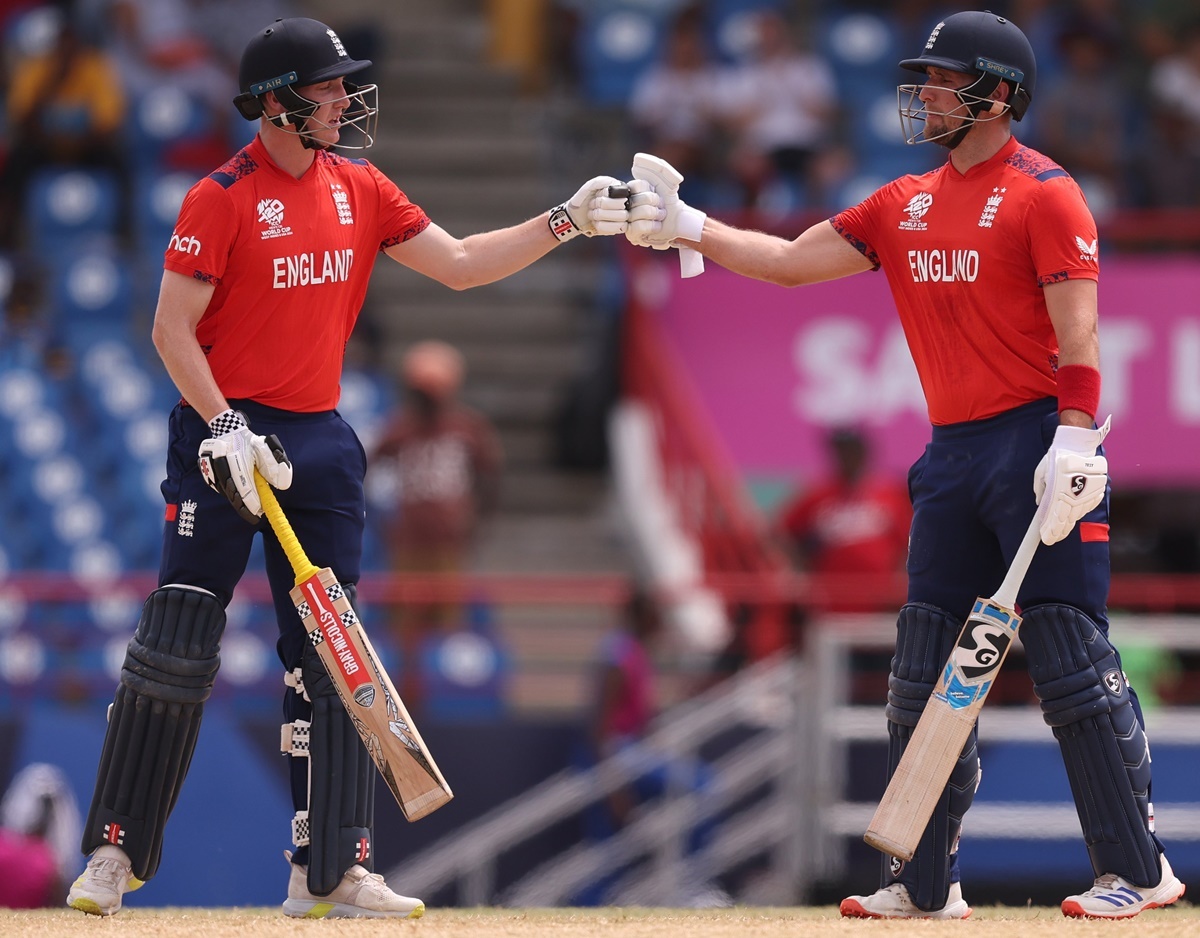 Harry Brook and Liam Livingstone put up 78 from 42 balls but it was not enough for England.