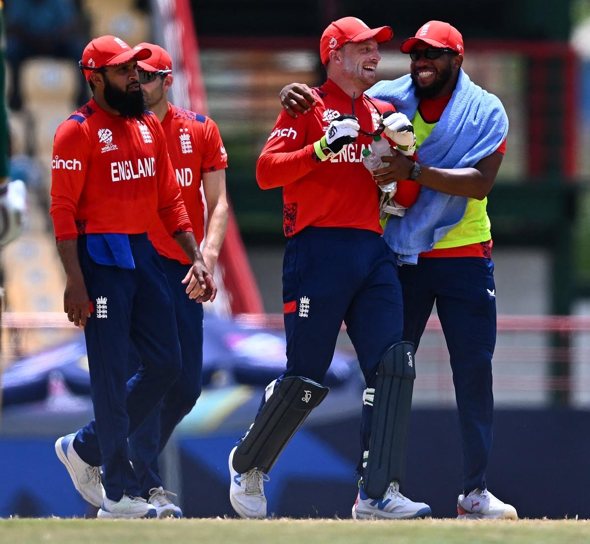 Jos Buttler is all smiles after running-out Heinrich Klaasen