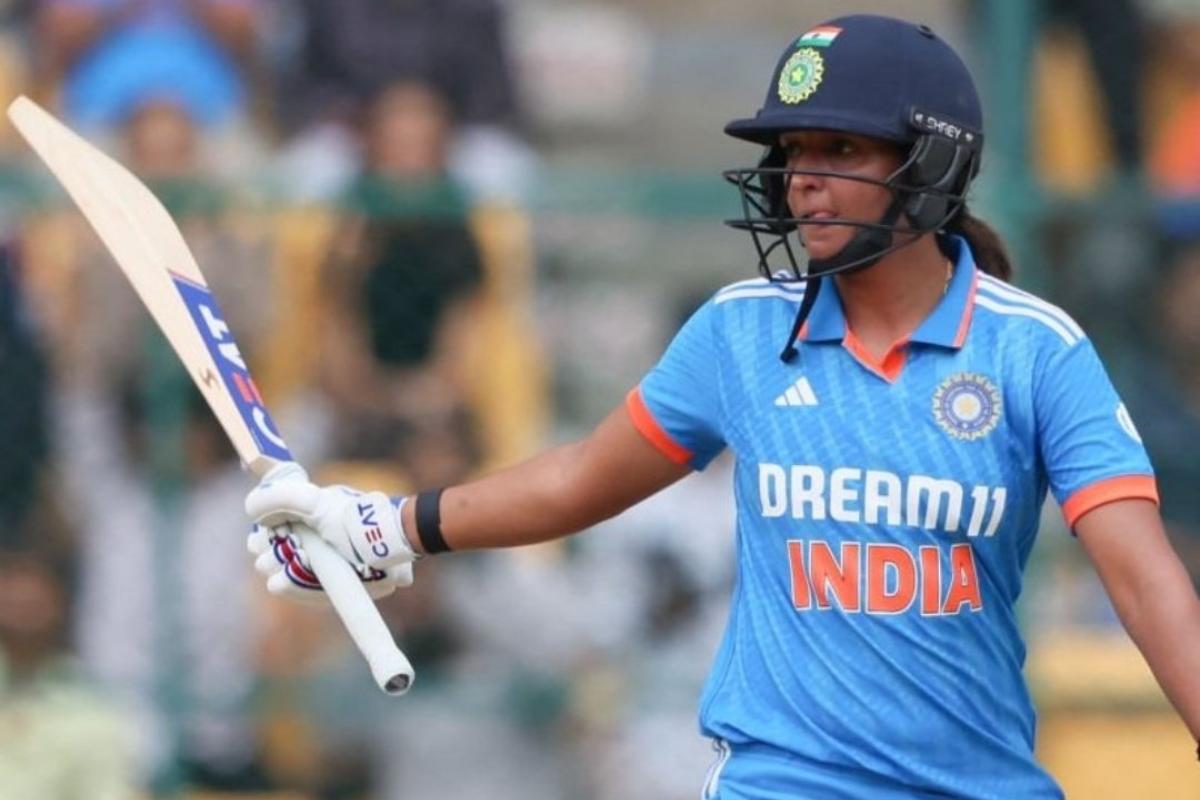 Captain Harmanpreet Kaur hit a fluent 42 off 48 balls