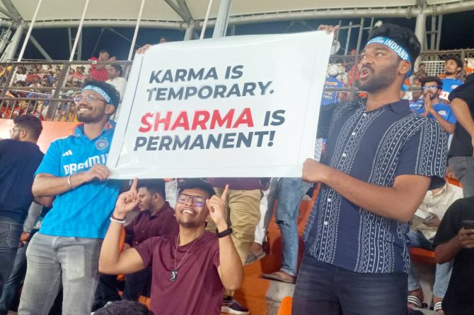 Rohit Sharma fans keep it smart 