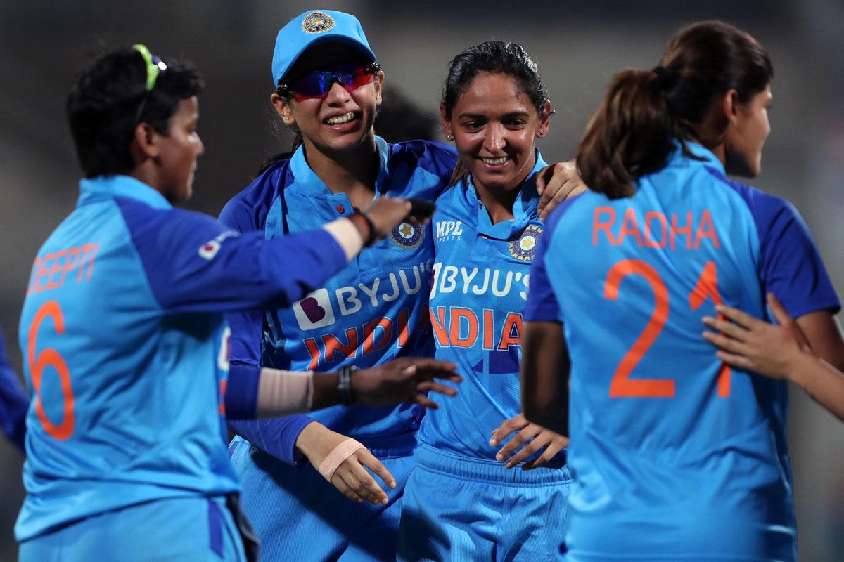 India will make it to women's T20 World Cup semis: Harmanpreet - Rediff ...