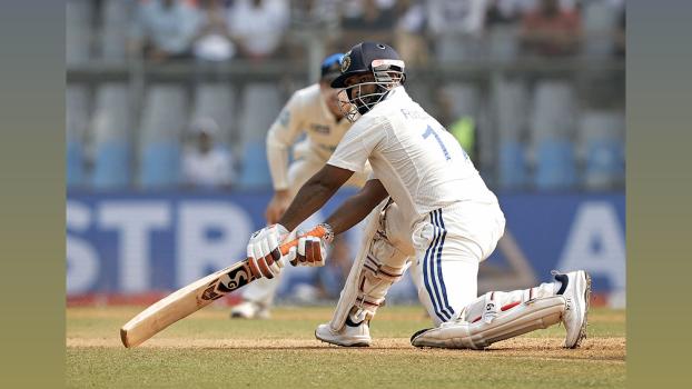 Rishabh Pant plays the reverse sweep.