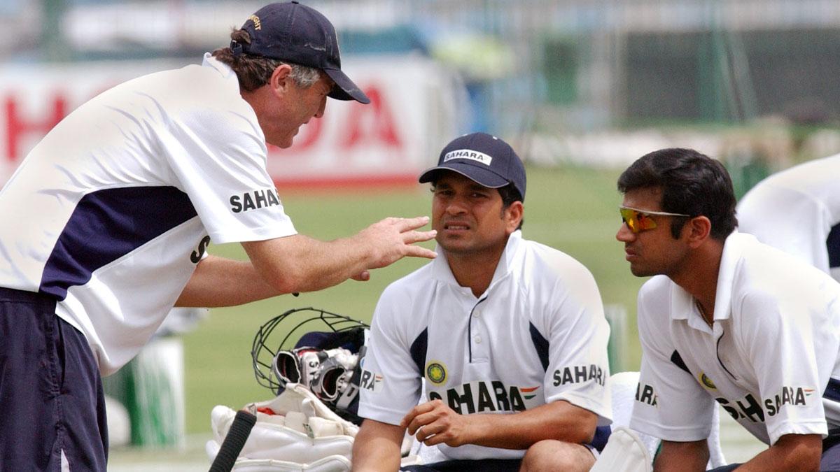 John Wright with Sachin Tendulkar and Rahul Dravid