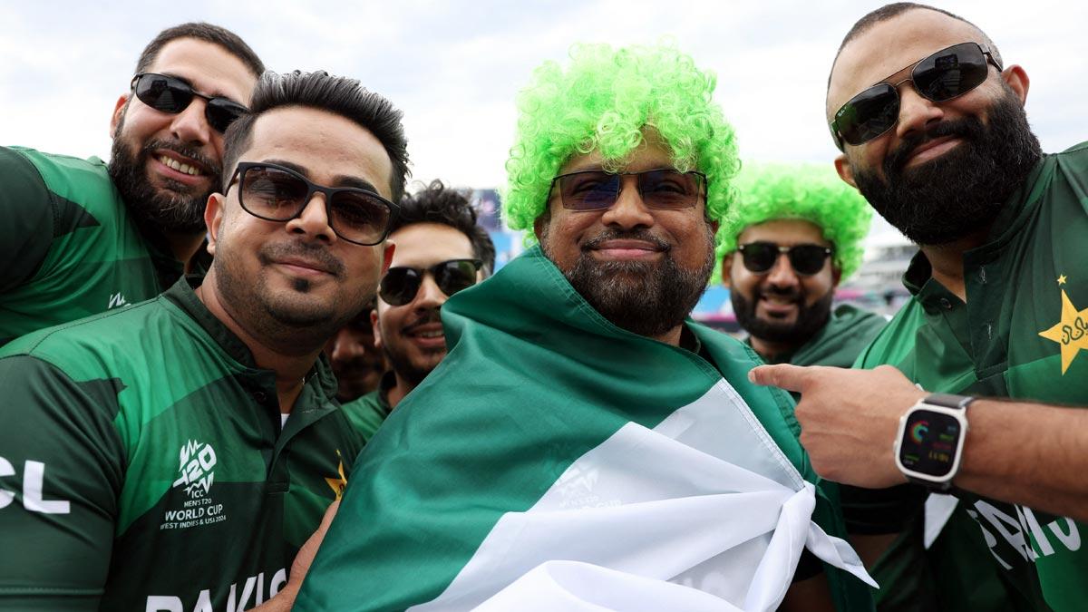 Pakistan cricket fans