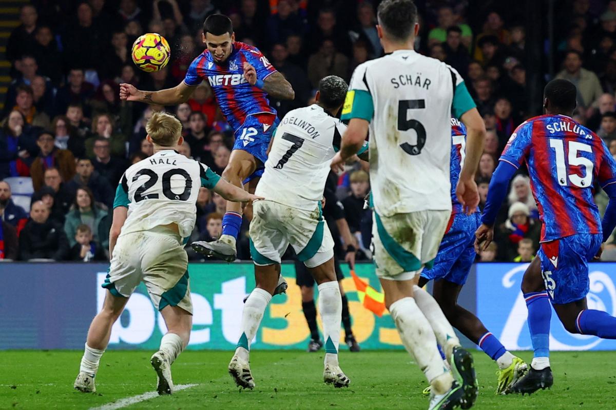 Crystal Palace's Daniel Munoz scores their first goal 