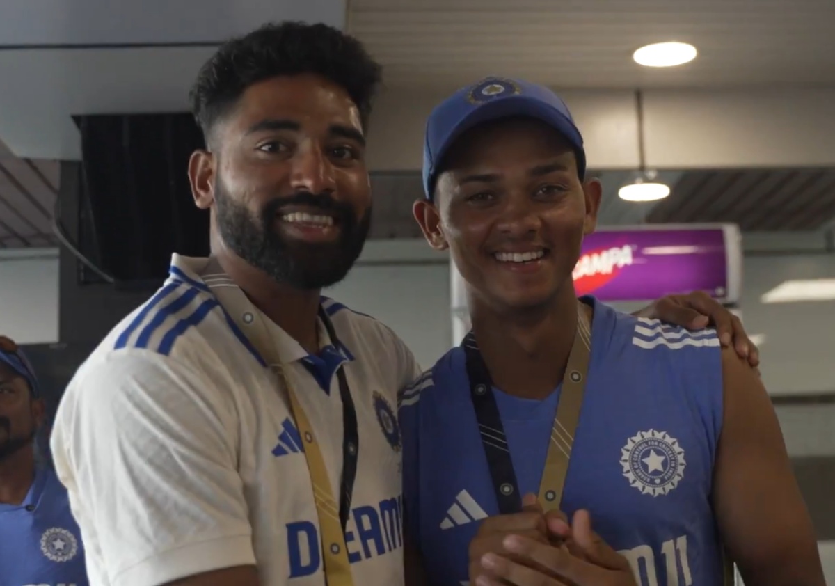 Yashasvi Jaiswal with Mohammed Siraj