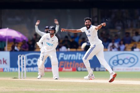  Mohammed Siraj appeals unsuccessfully for the wicket of Devon Conway on Day 5 of the opening Test against New Zealand, on Sunday