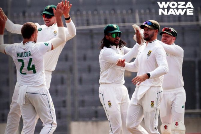 Wiaan Mulder took three wickets to help South Africa skittle out Bangladesh 