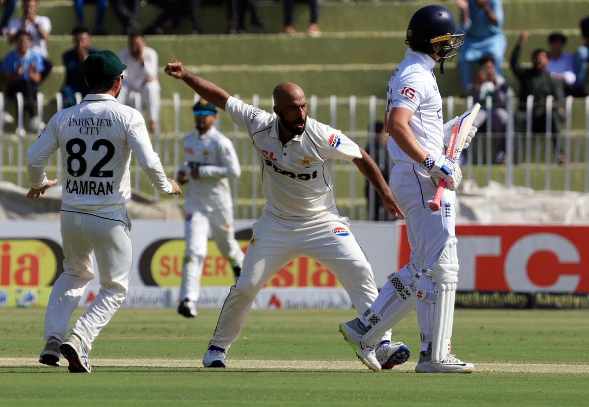  Pakistan's Sajid Khan celebrates