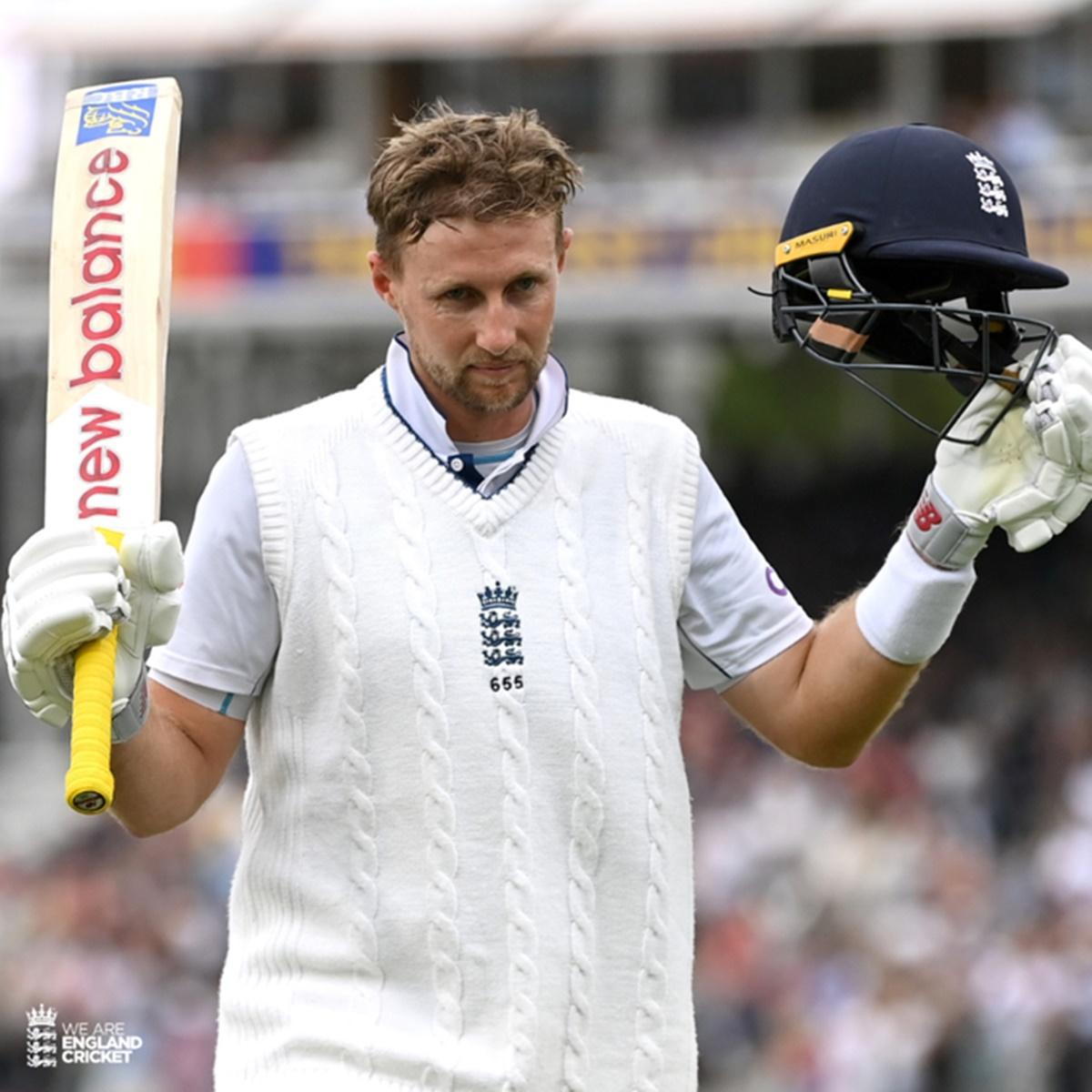 Joe Root celebrates his 34th century