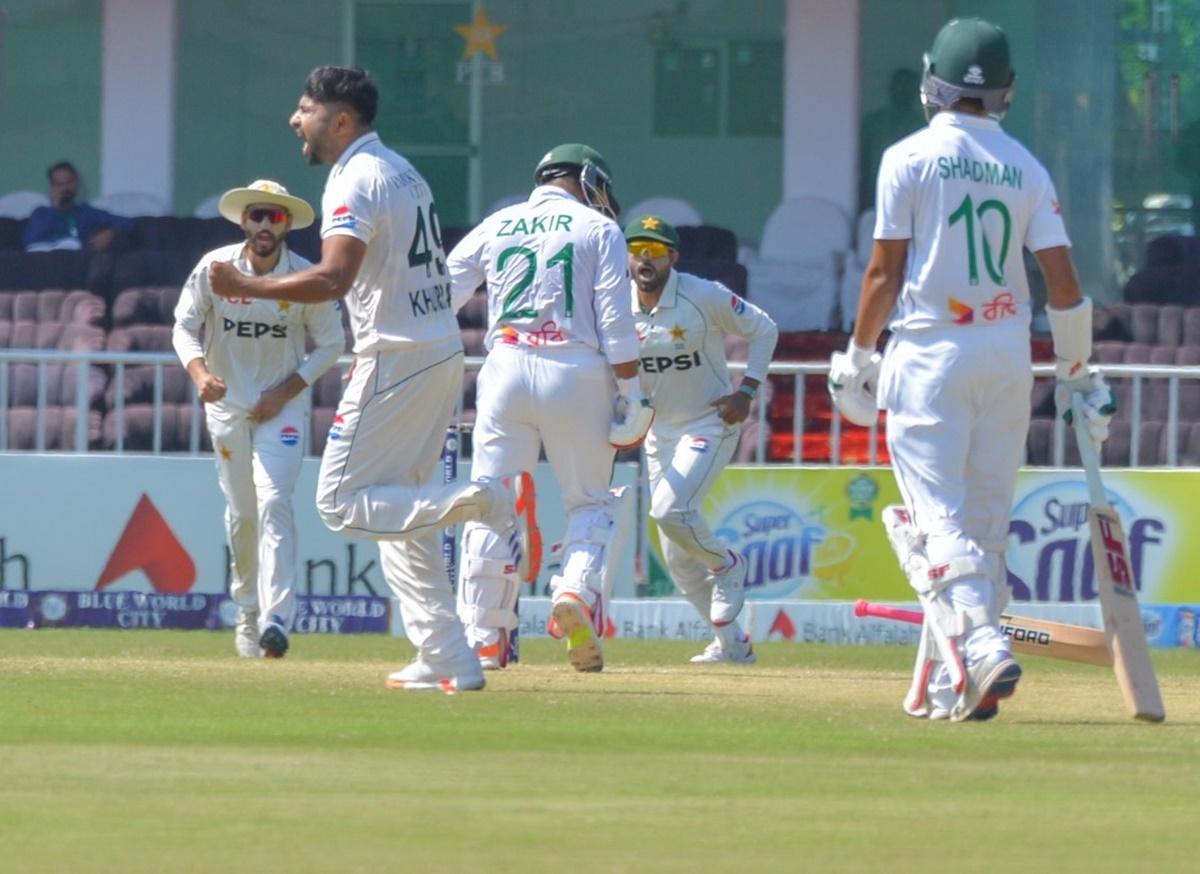  Pakistan's Khurram Shahzad celebrates on dismissing Bangladesh's Zakir Hasan