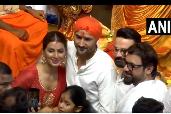 Harbhajan Singh and wife Geeta Basra 