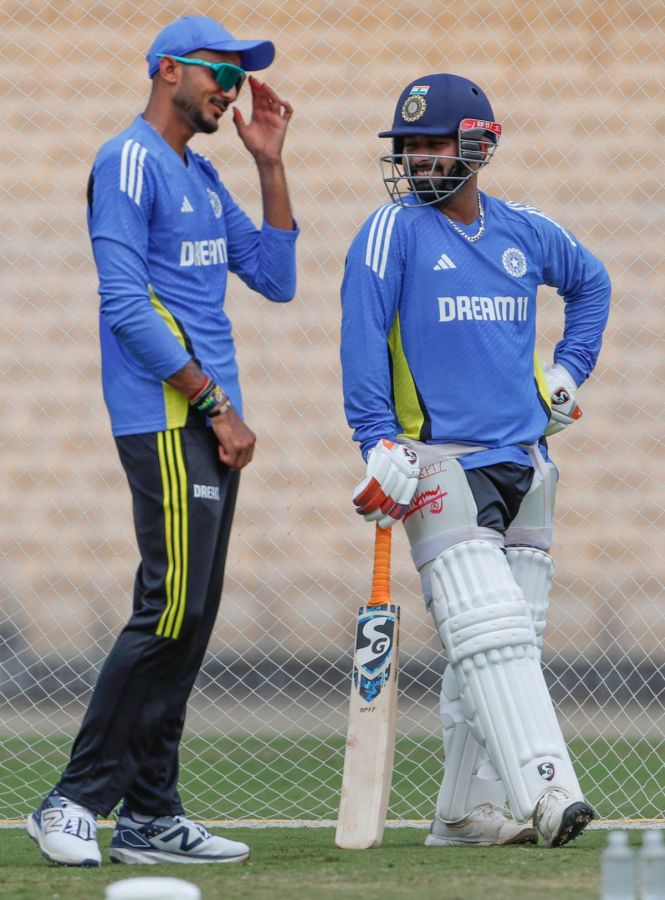 Axar Patel with Rishabh Pant