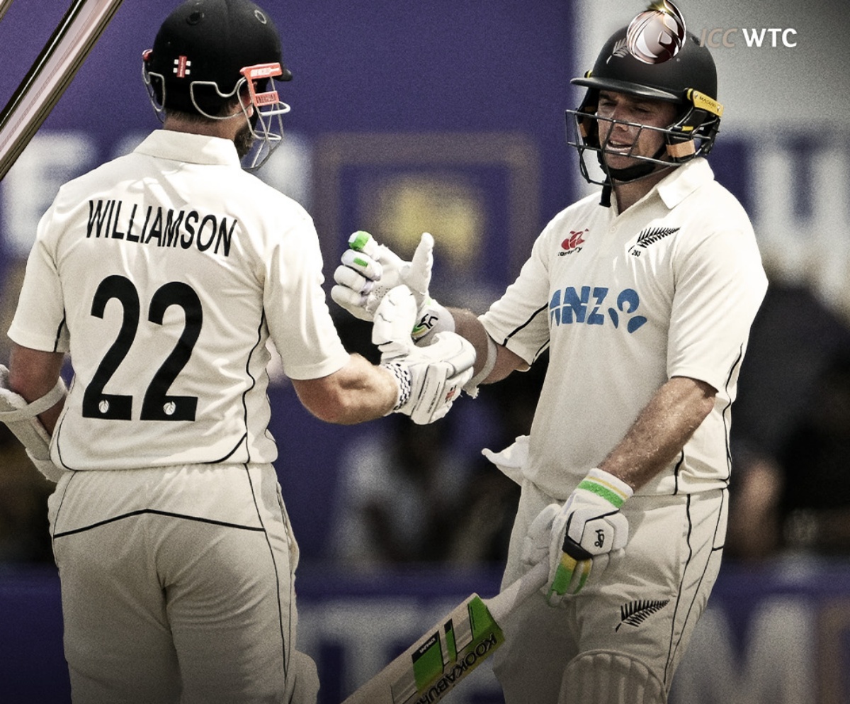 Tom Latham with Kane Williamson