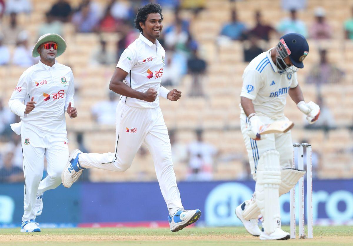 Hasan Mahmud celebrates the wicket of Rishabh Pant.