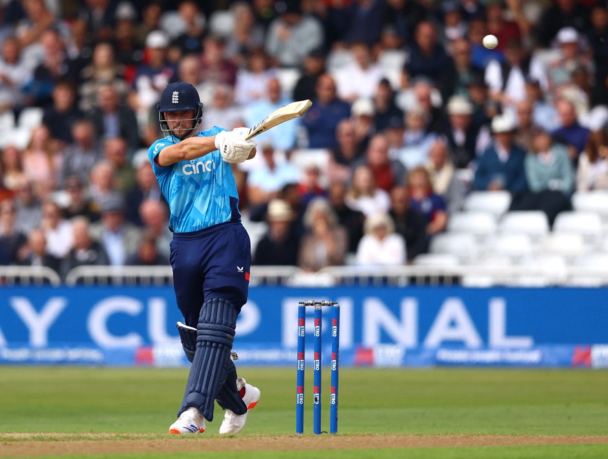 Will Jacks hits a four during his 62 off 56 balls, which included 5 fours and 2 sixes.