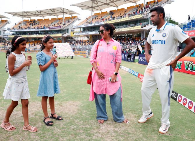 Ravichandran Ashwin's wife and daughters