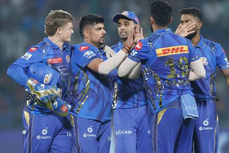 Karn Sharma of Mumbai Indians celebrates the wicket of Tristan Stubbs of Delhi Capitals