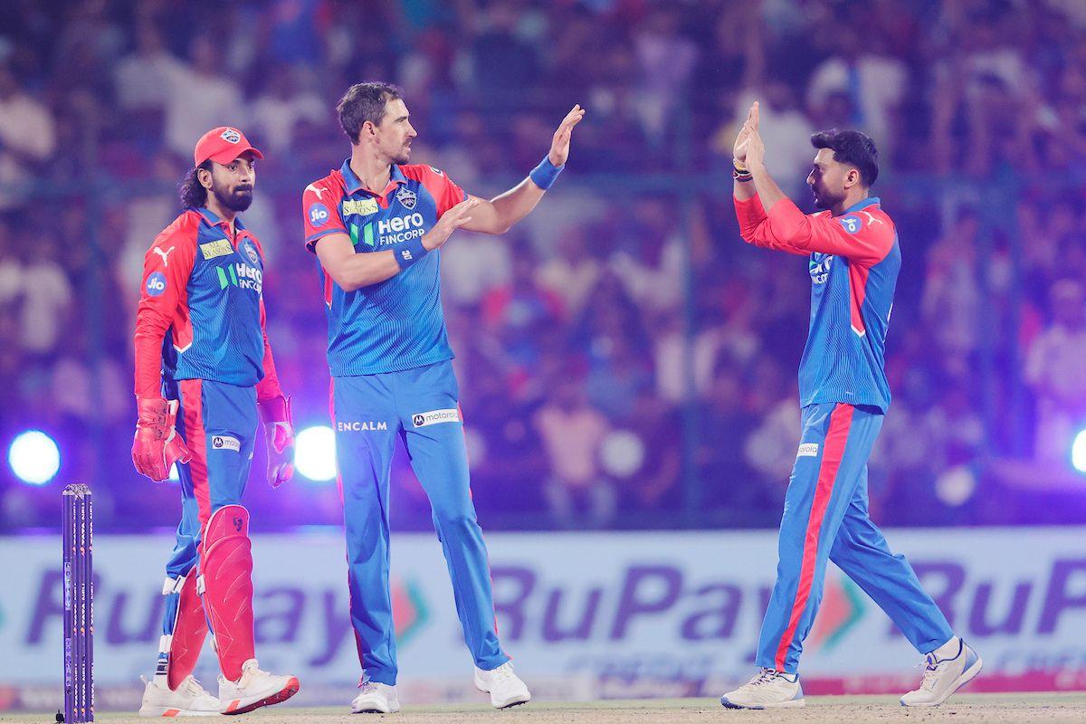 Mitchell Starc of Delhi Capitals celebrating the wicket of Nitish Rana 