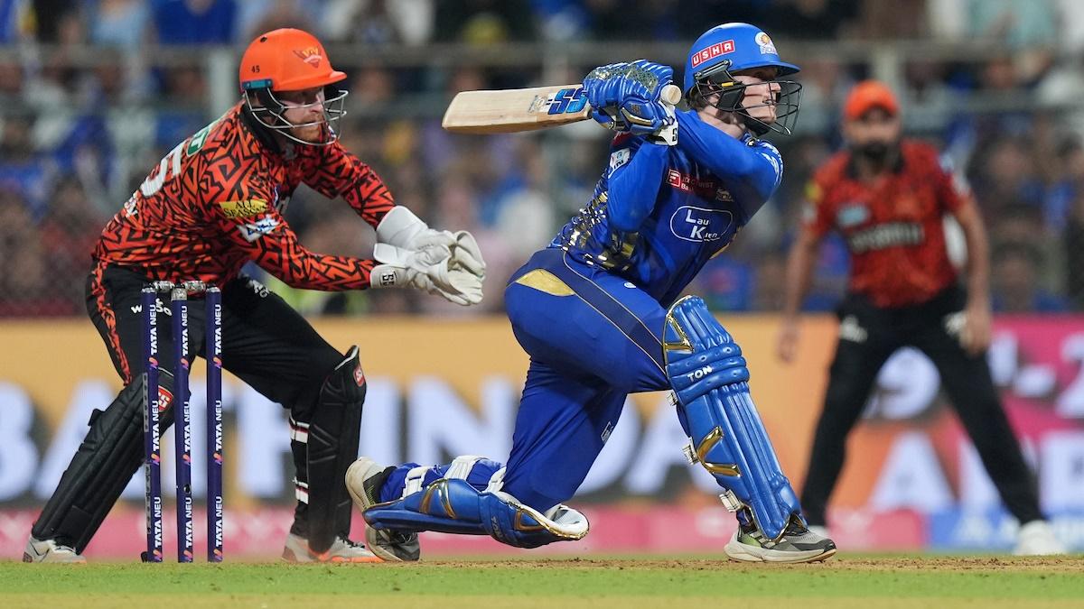 The third umpire ruled that Sunrisers Hyderabad wicketkeeper Heinrich Klaasen's gloves were marginally in front of the stumps when Mumbai Indians opener Ryan Rickelton hit spinner Zeeshan Ansari in the IPL match in Mumbai on Thursday.